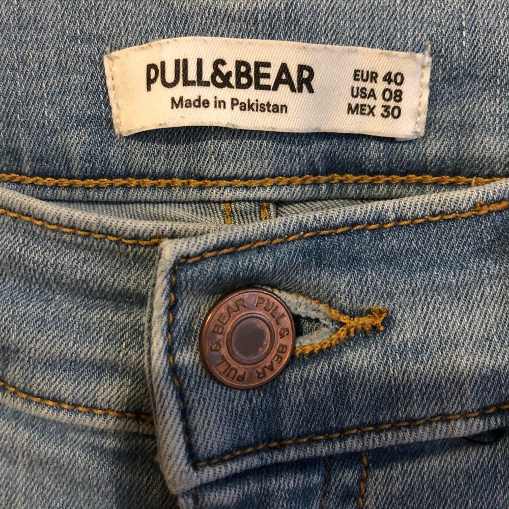 Jeans - Picture 2 of 3